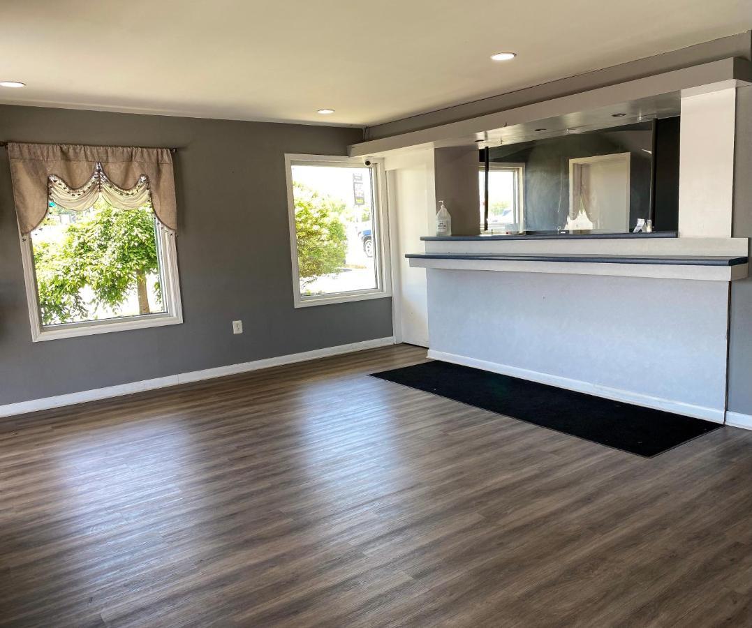 Budget Inn New Cumberland-Harrisburg-Hershey-York Экстерьер фото