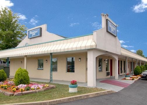 Budget Inn New Cumberland-Harrisburg-Hershey-York Экстерьер фото